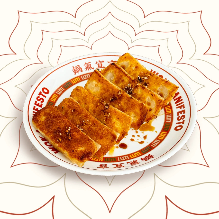 Pork and prawn potstickers with golden crispy bottoms and steamed tops – served with soy sauce and chilli oil at Wok Manifesto Newcastle, a true taste of Guō Tiē.